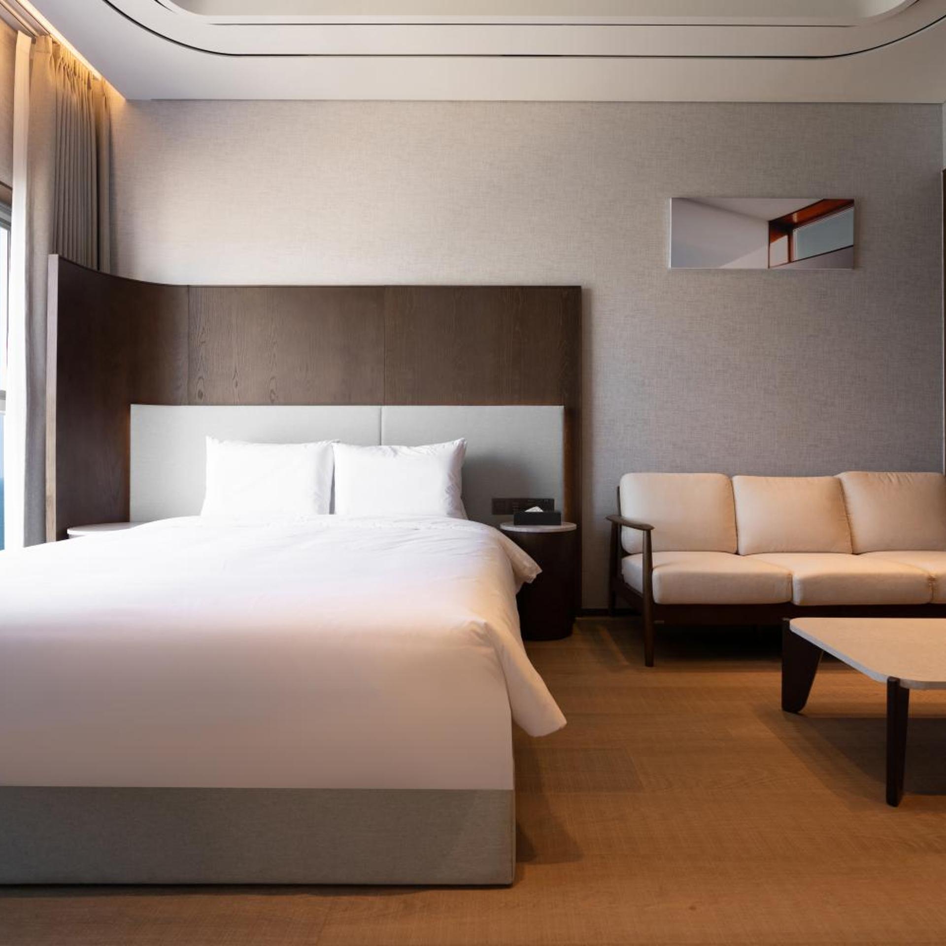 Ocean Deluxe Suite