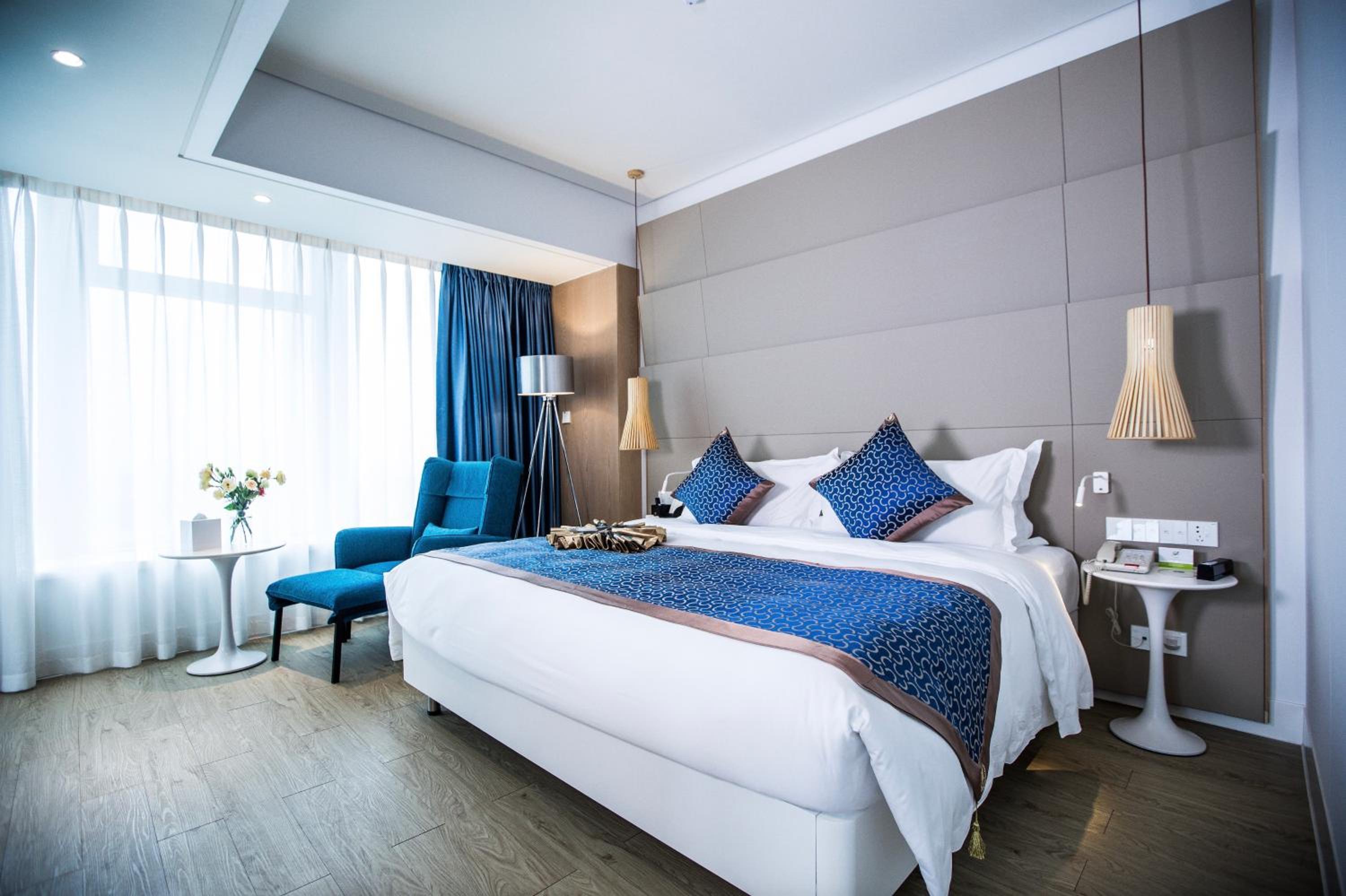 Garden Lane Meilan Airport Hotel Formerly Haikou Meilan Airport Hotel 24/67