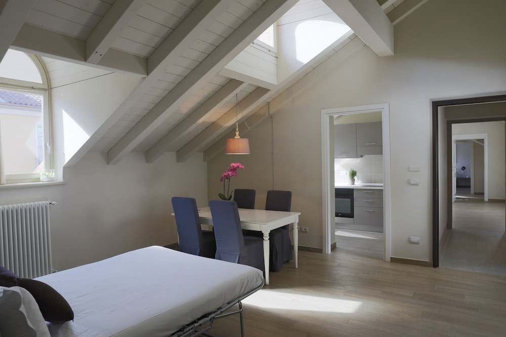 RESIDENZA DELL'OPERA 19/63