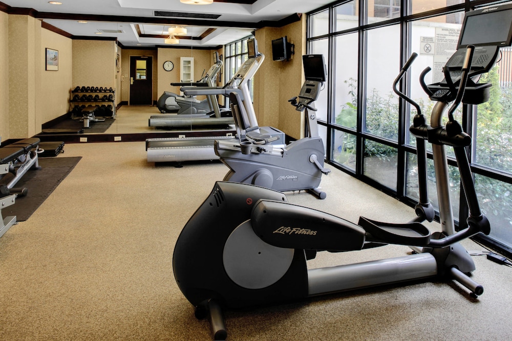 Springhill Suites By Marriott Memphis Downtown 12/32
