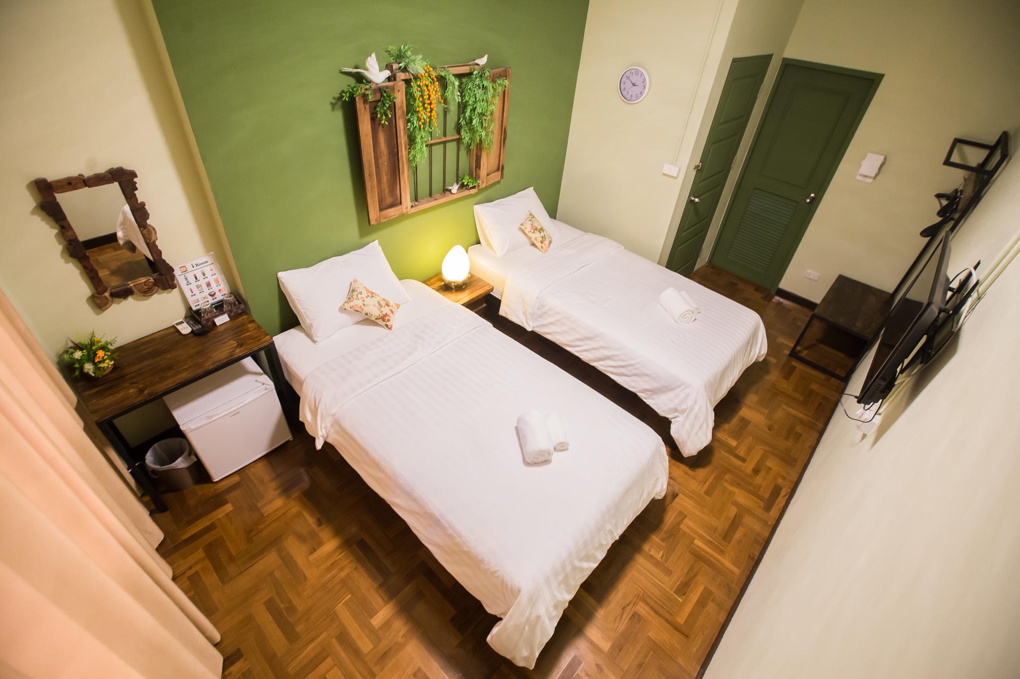 Room, Twin Beds