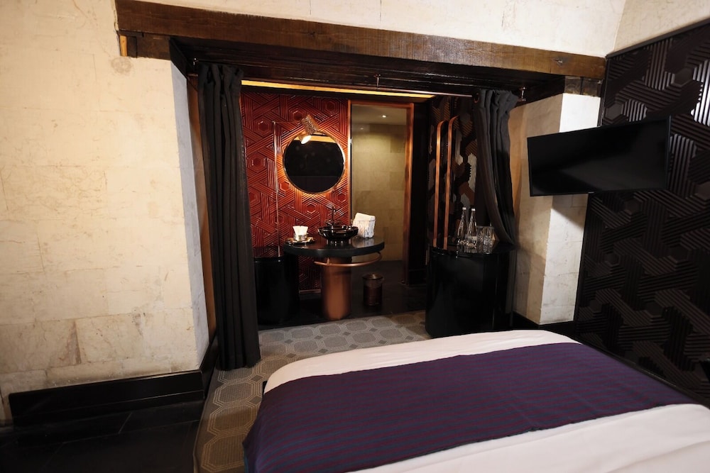 HSVHN Hotel Hisvahan 7/43