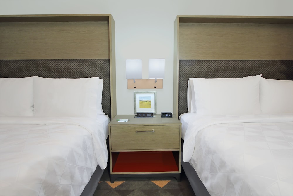 Holiday Inn Hattiesburg - North 14/73