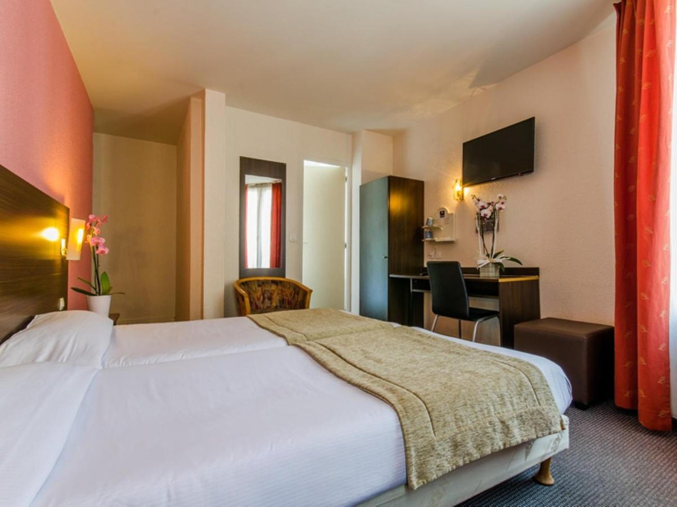 Hotel Arc Paris Porte D Orleans Formerly Kyriad Paris Sud Porte D Orl Ans 17/57