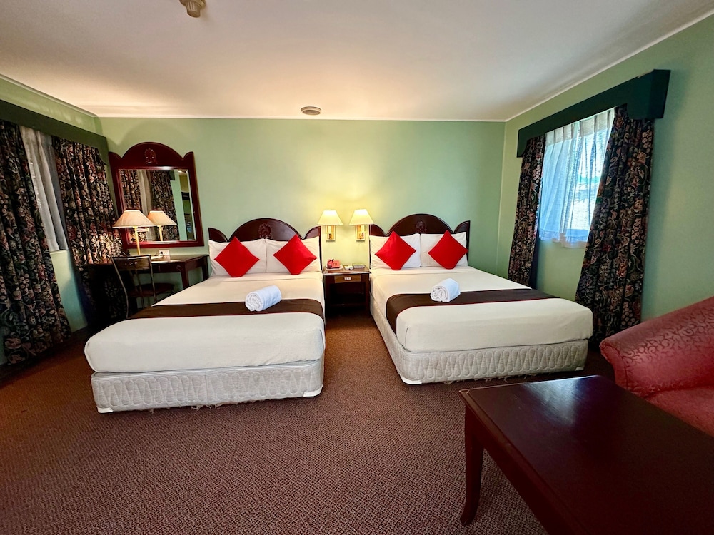 Palladium Suites 23/49