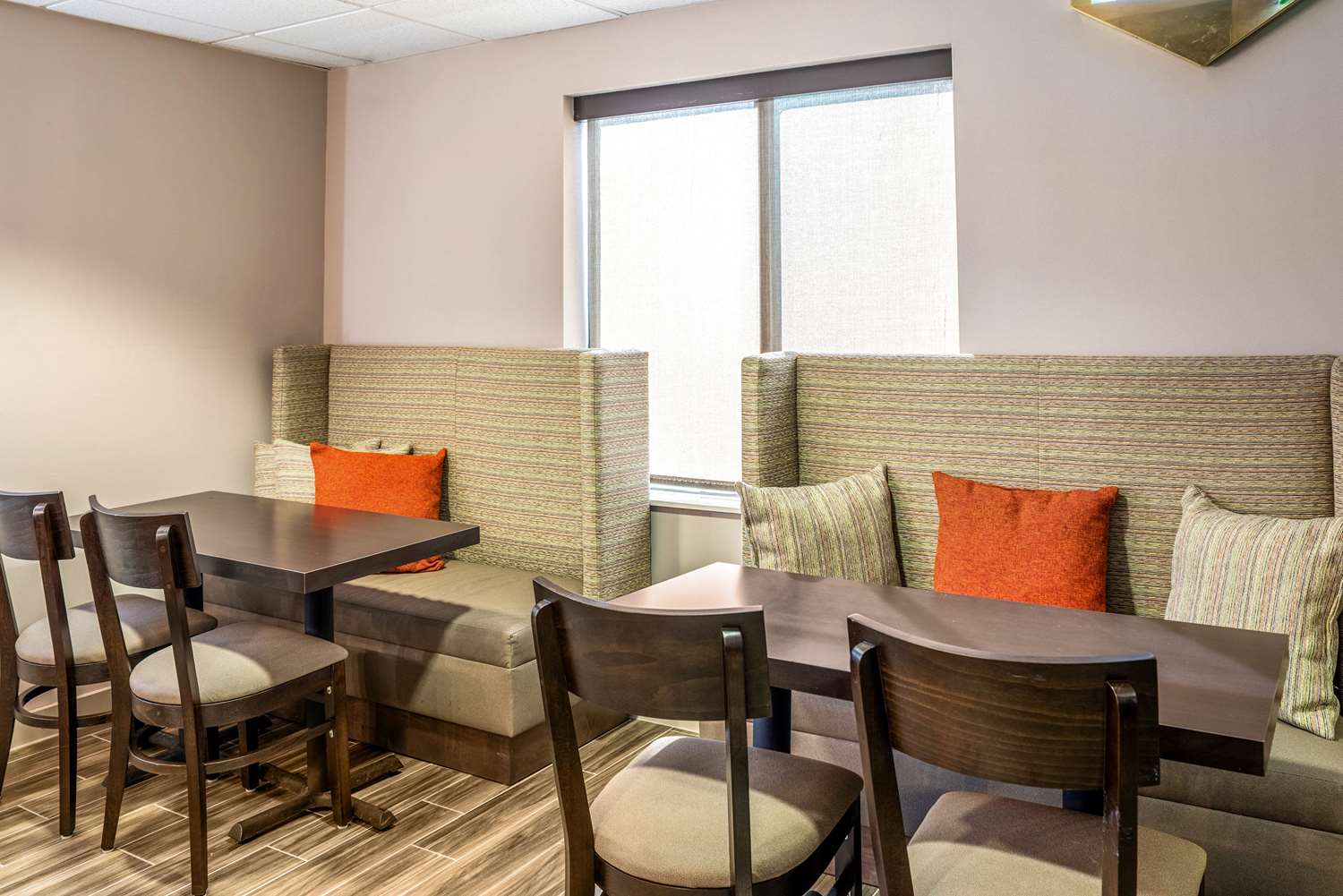 Sleep Inn and Suites Harrisonburg Near University 22/38