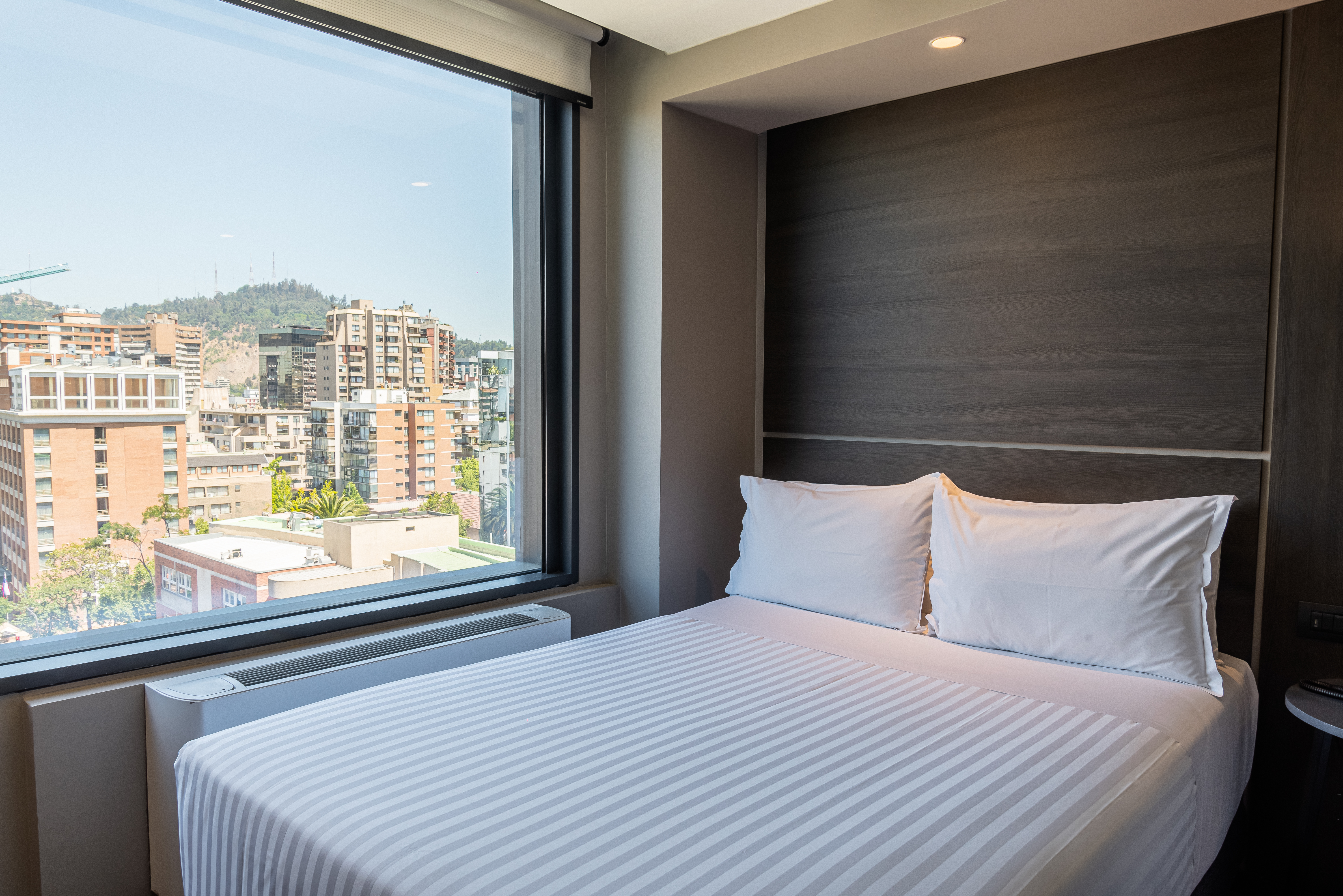 GUEST ROOM, 2 DOUBLE BEDS