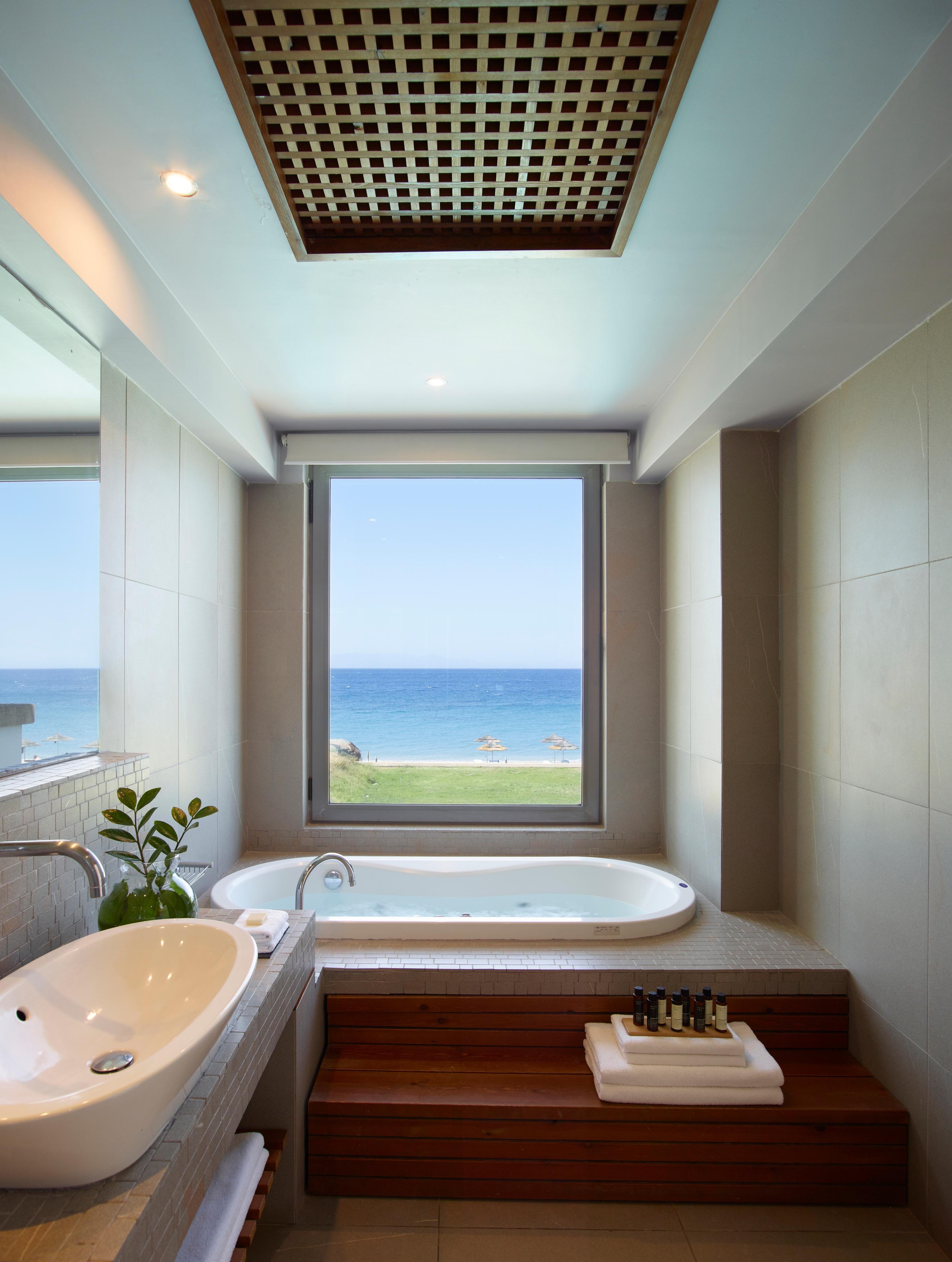 Grand, Suite, Sea Front, Swim Up Poolterrace