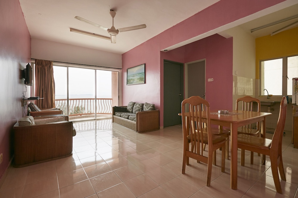 Jc Sunshine Bay Resort Port Dickson 42/50