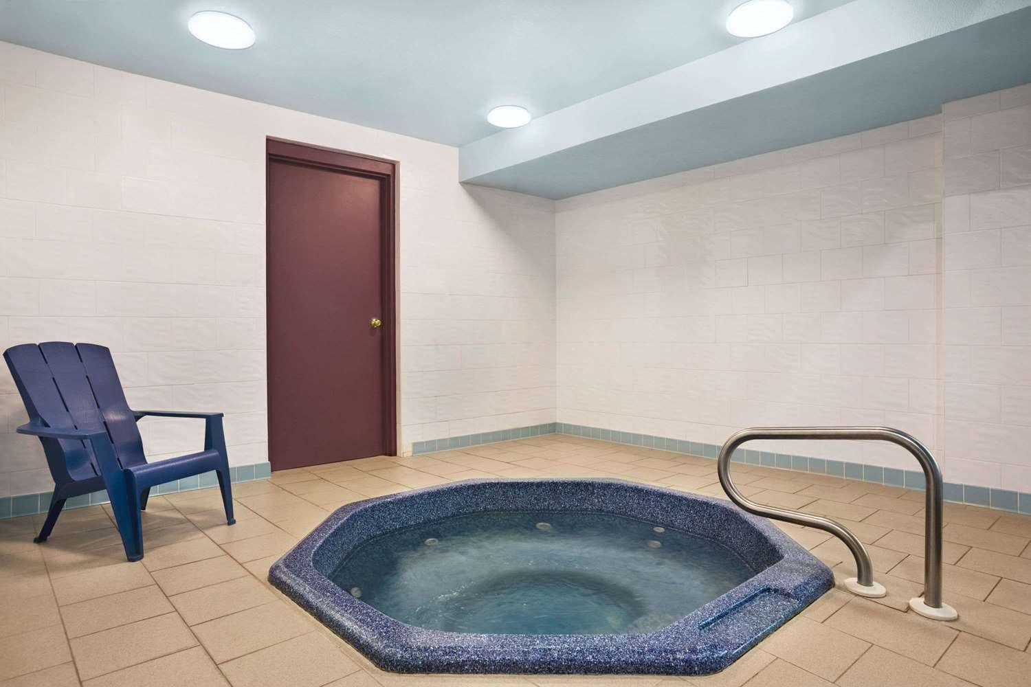 Days Inn By Wyndham Leamington 7/15