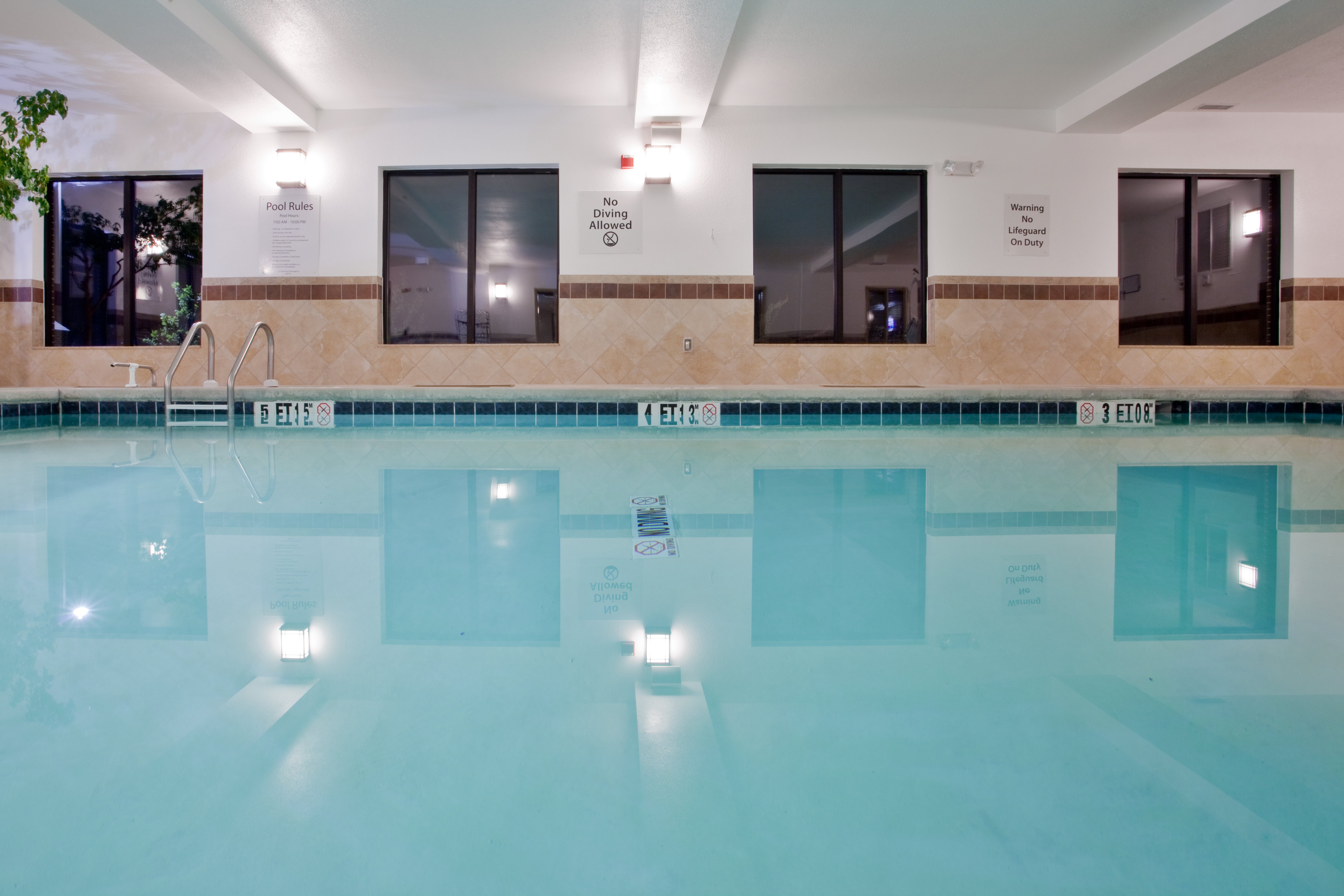 Holiday Inn Express And Suites Exmore Eastern Shore 35/54