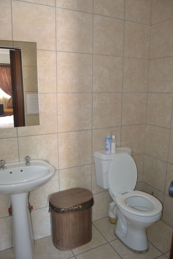 Dara Guest House 36/36