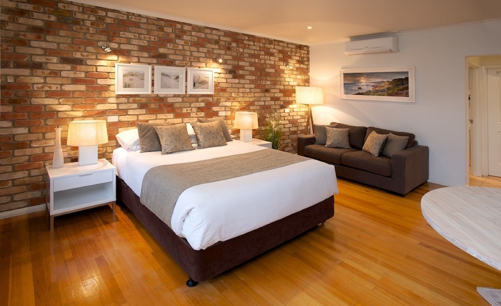 Sorrento Beach Motel 11/44