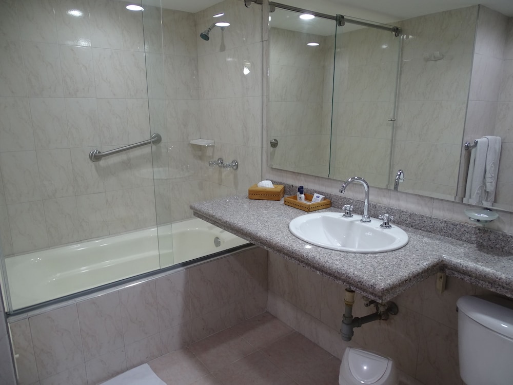 Hotel Tonchala 25/58