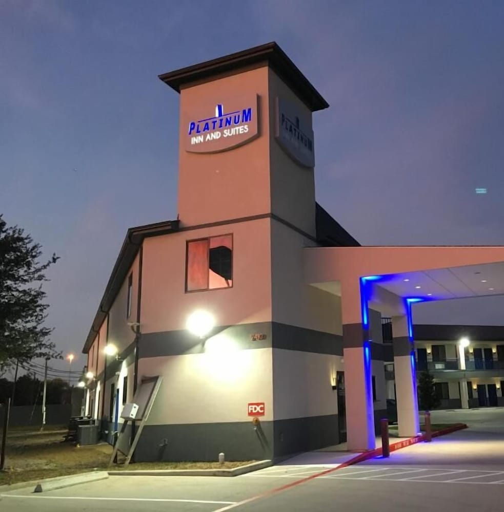Platinum Inn And Suites 5/23