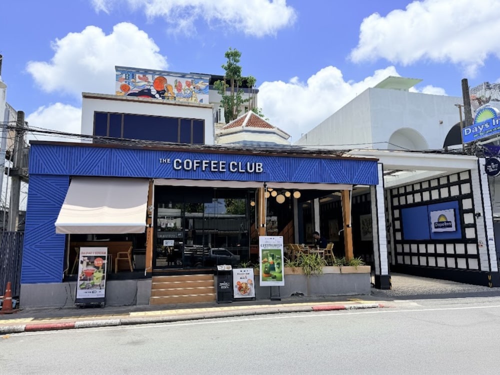 Days Inn by Wyndham Patong Beach Phuket in PATONG BEACH