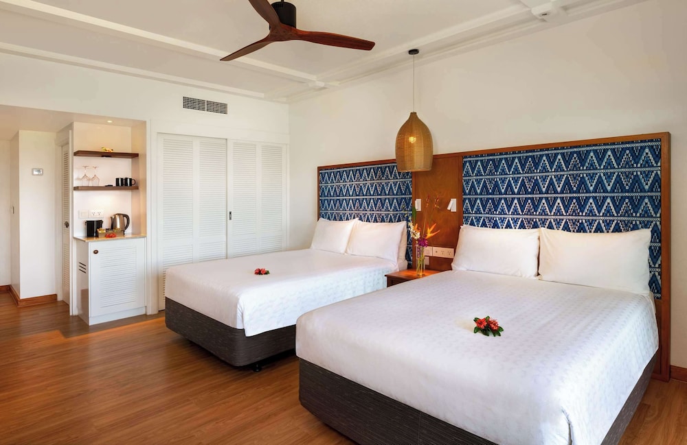 Room, 2 Double Beds, Resort View