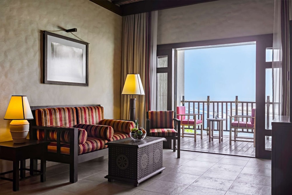 Azimut Hotel Musandam 37/68