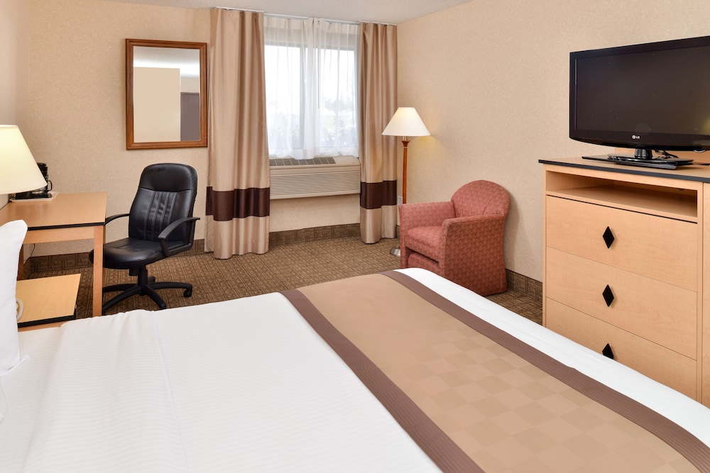 SYLO Hotel Denver Airport, a Ramada by Wyndham 21/57