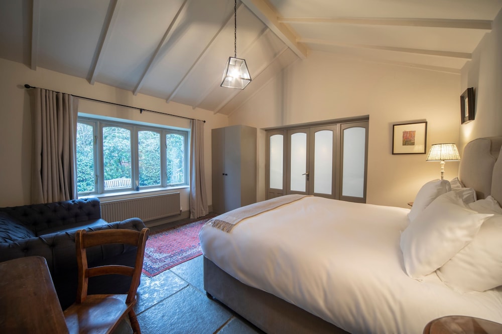 Oak Bank Hotel 5/60