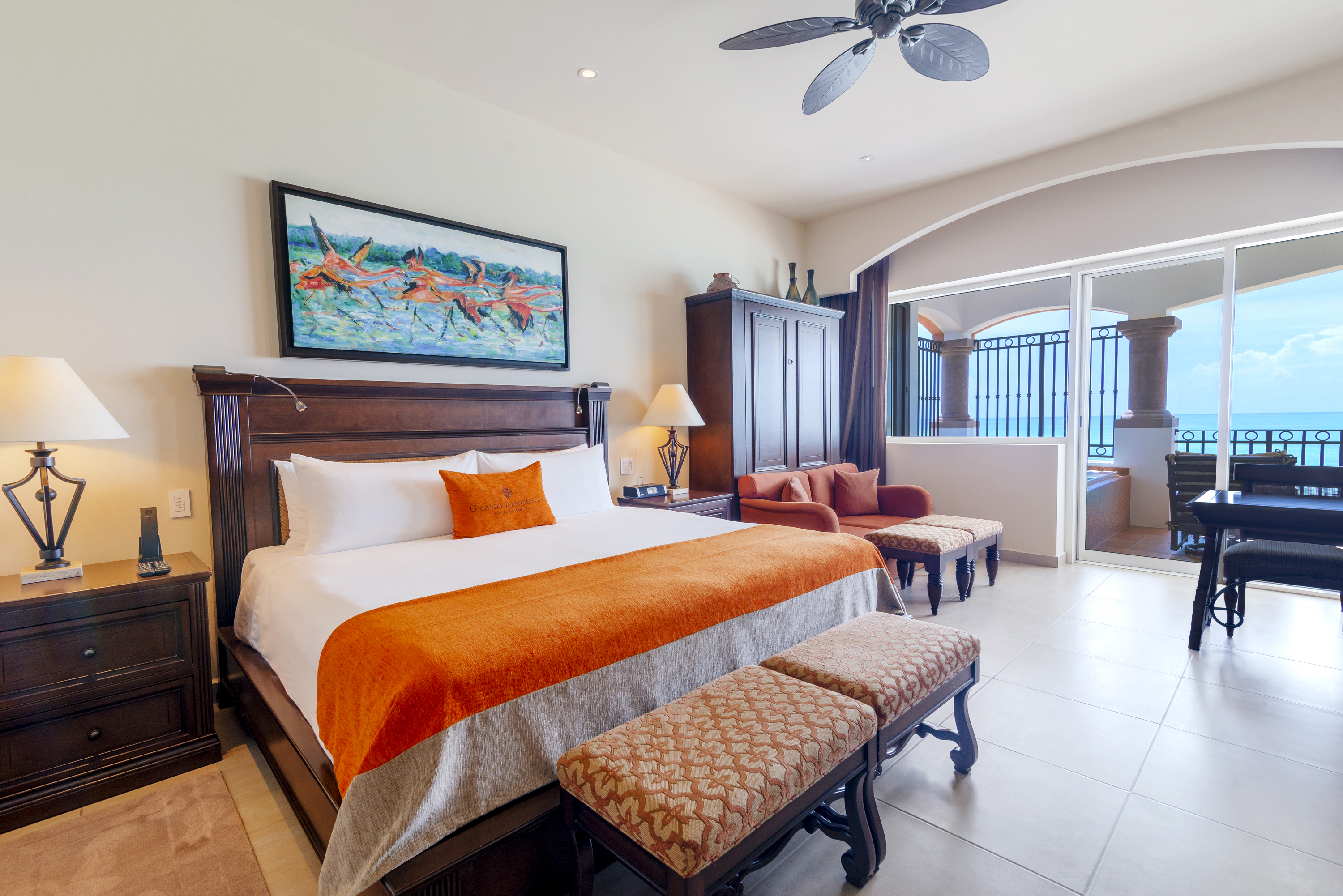 Suite, Beach Front