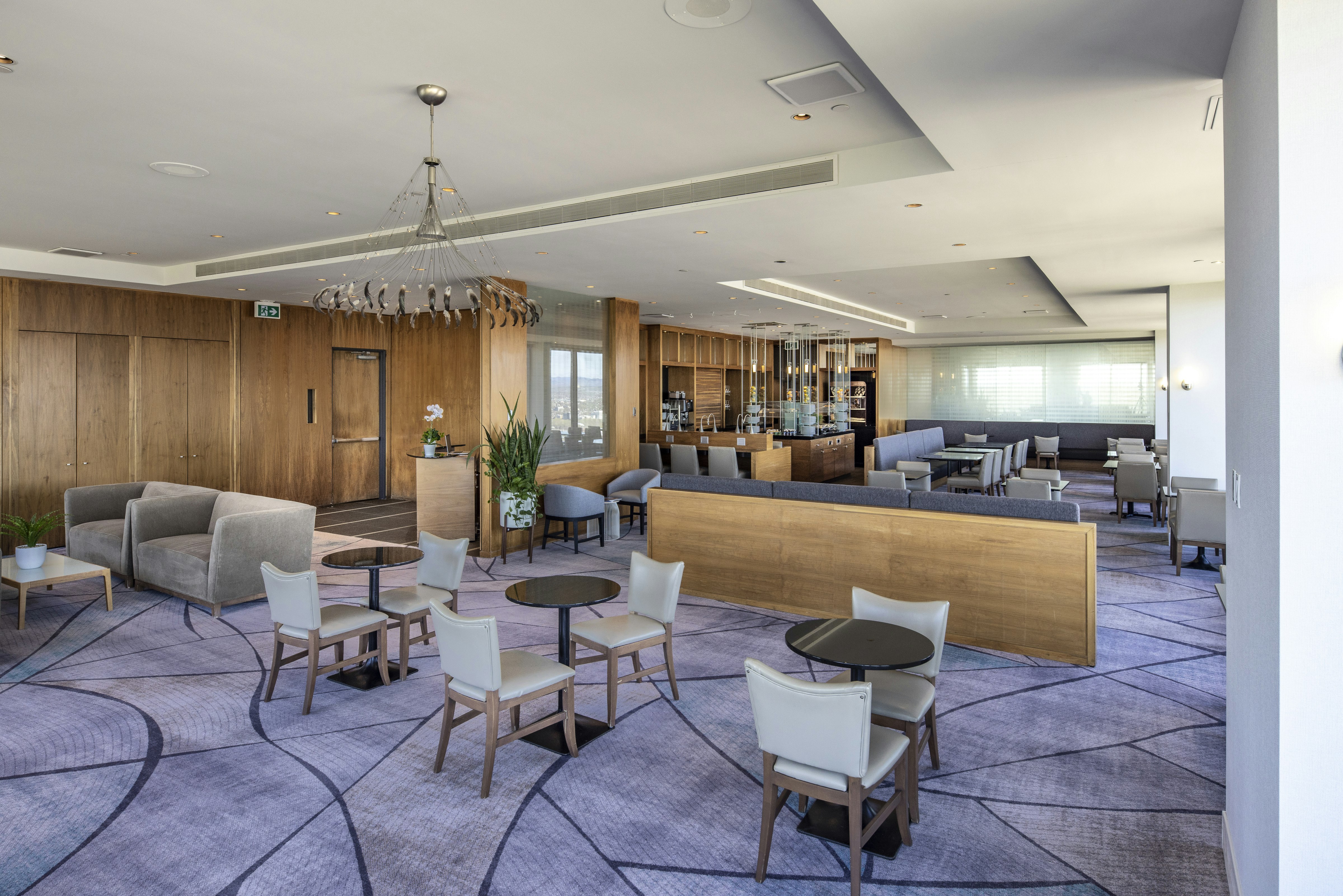 HILTON QUEBEC 48/57