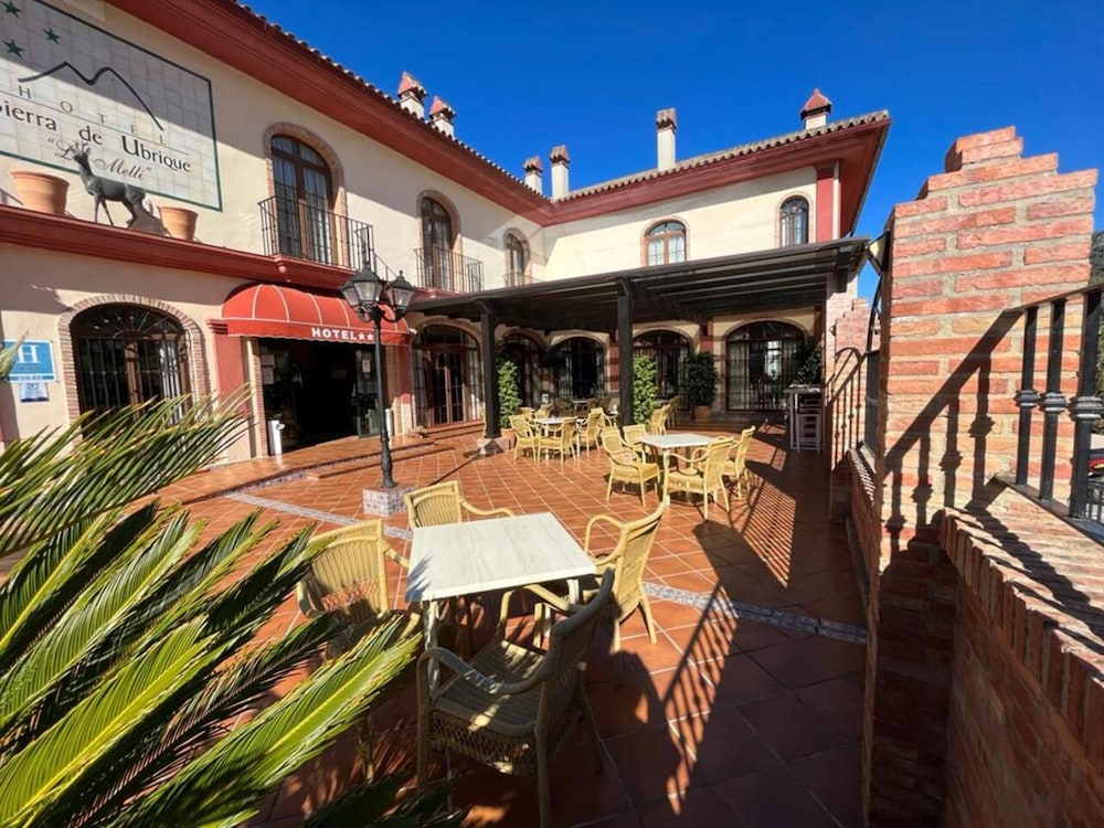 Hotel Sierra de Ubrique 4/45