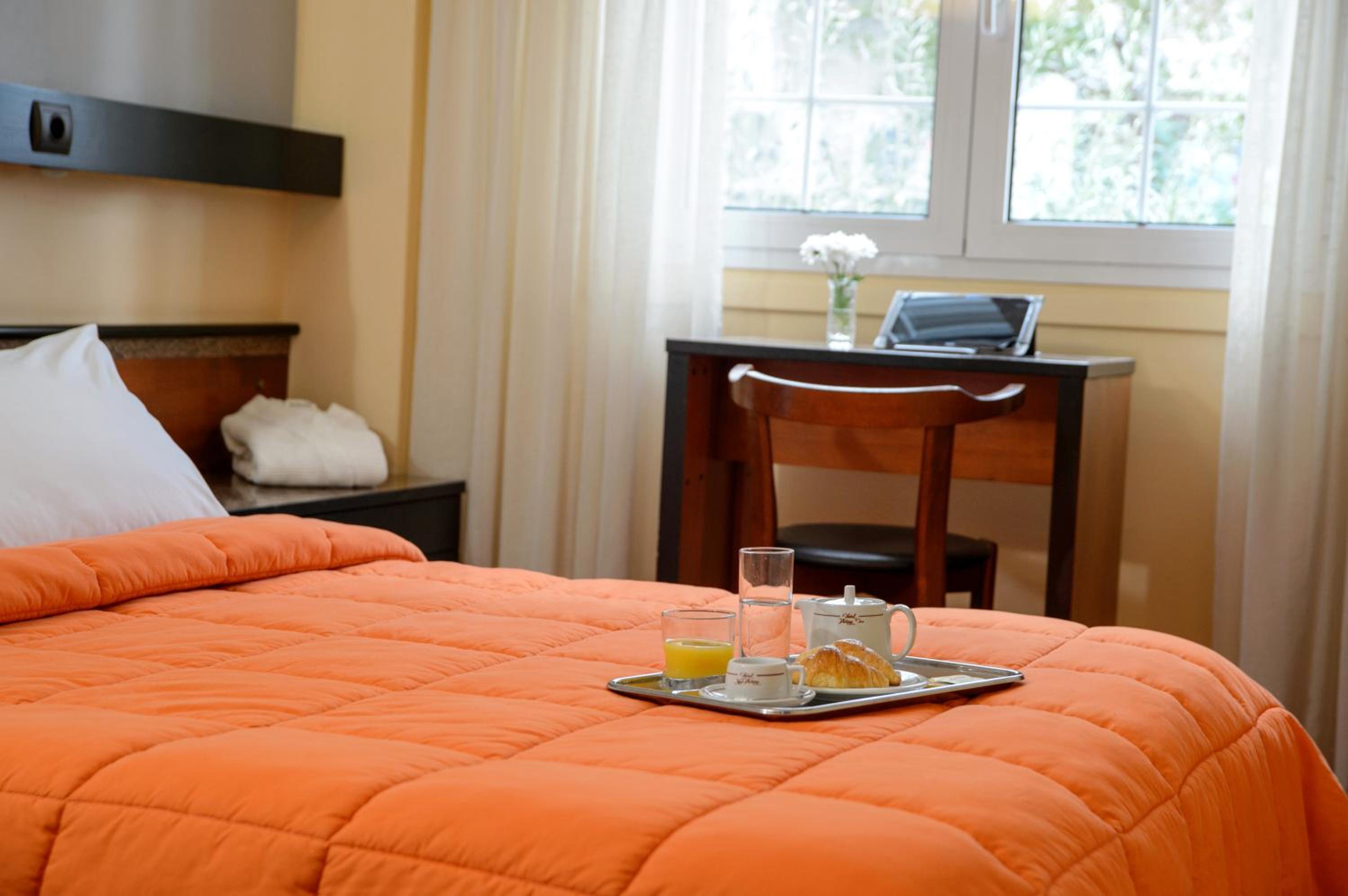 غرفة صغيرة مزدوجة، Victory Inn 4/9