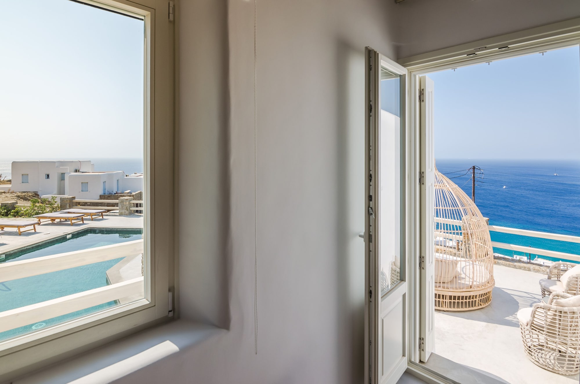 Rock, Villa, 3 King Beds, Sea View, Sofa, Private Pool