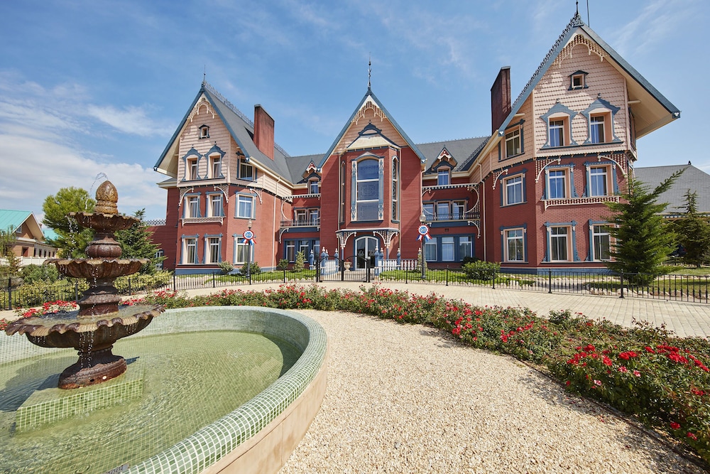 PortAventura Hotel Lucys Mansion 35/40