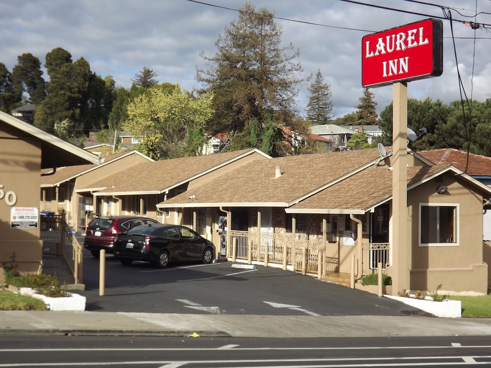 Laurel Inn 26/34