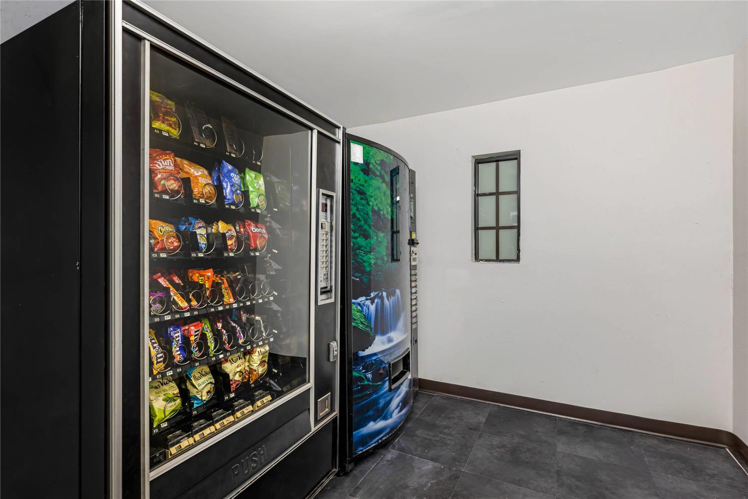 Sleep Inn & Suites Merrillville, IN 14/24