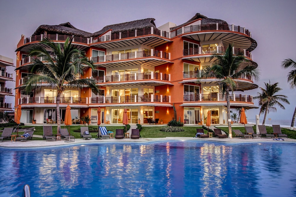 Vivo Resorts 1/50