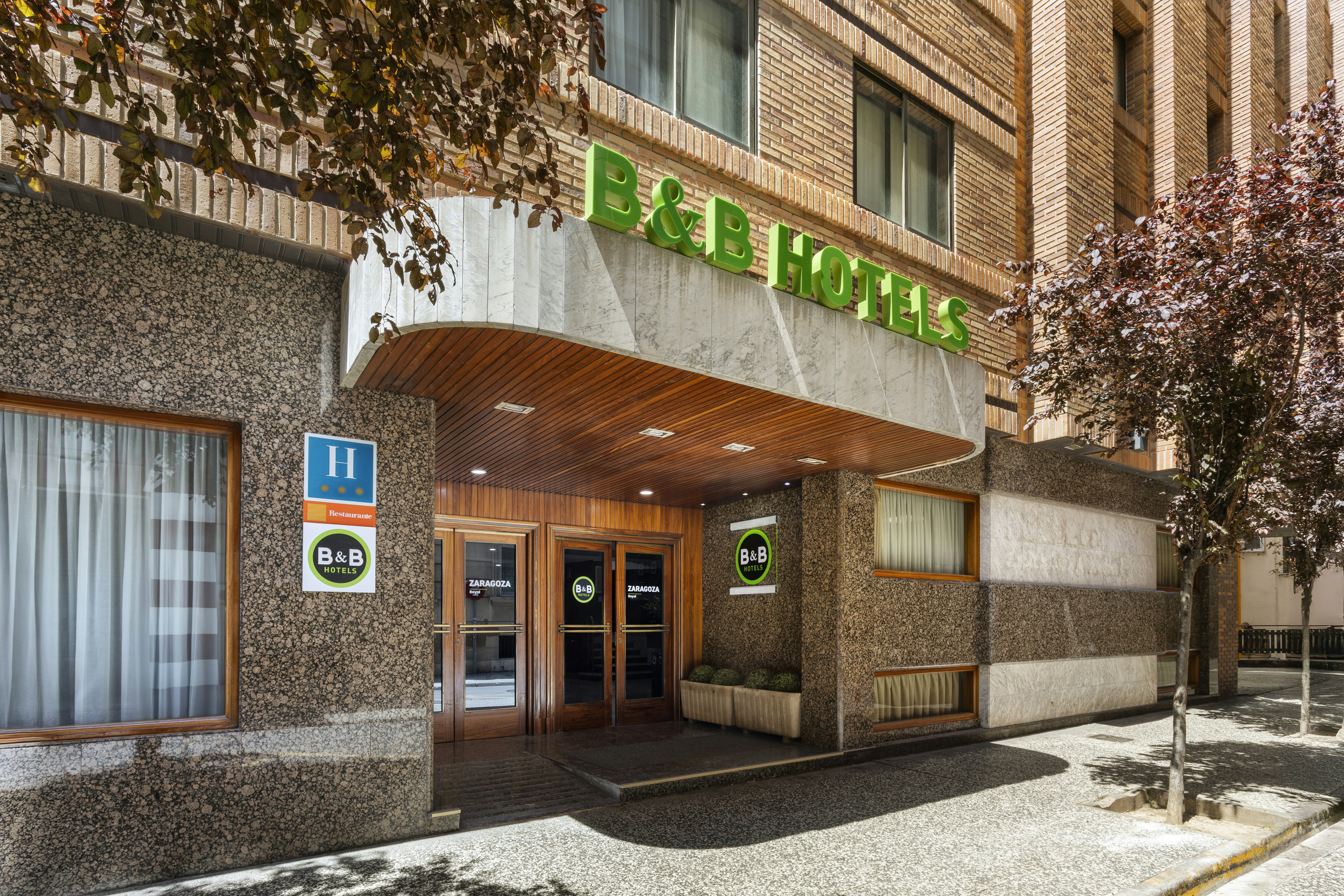 B&B HOTEL Zaragoza Royal in ZARAGOZA