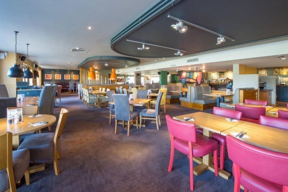 Premier Inn Paignton South (Brixham Road) 60/76
