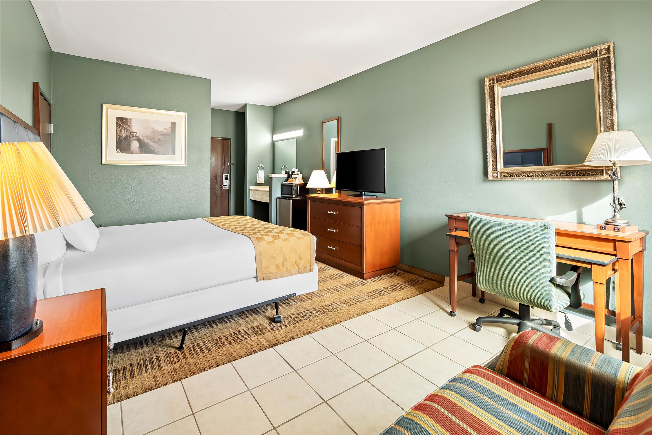 Americas Best Value Inn Somerville, TX 10/52