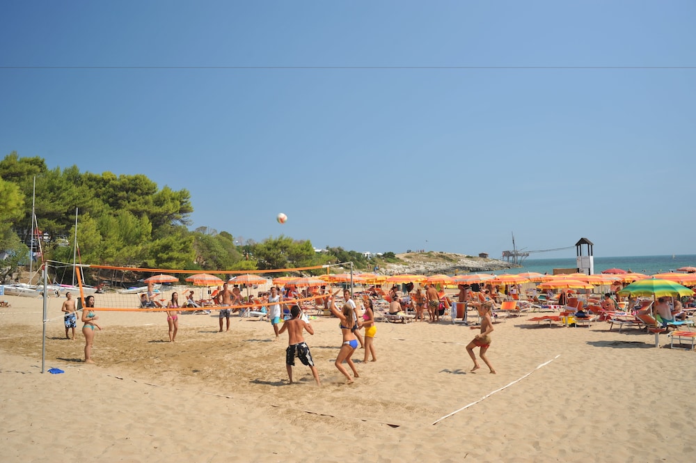 VILLAGGIO PUNTA LUNGA 44/50