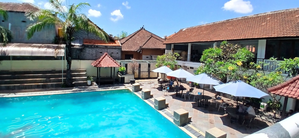 Nirmala Hotel And Convention Centre 61/66