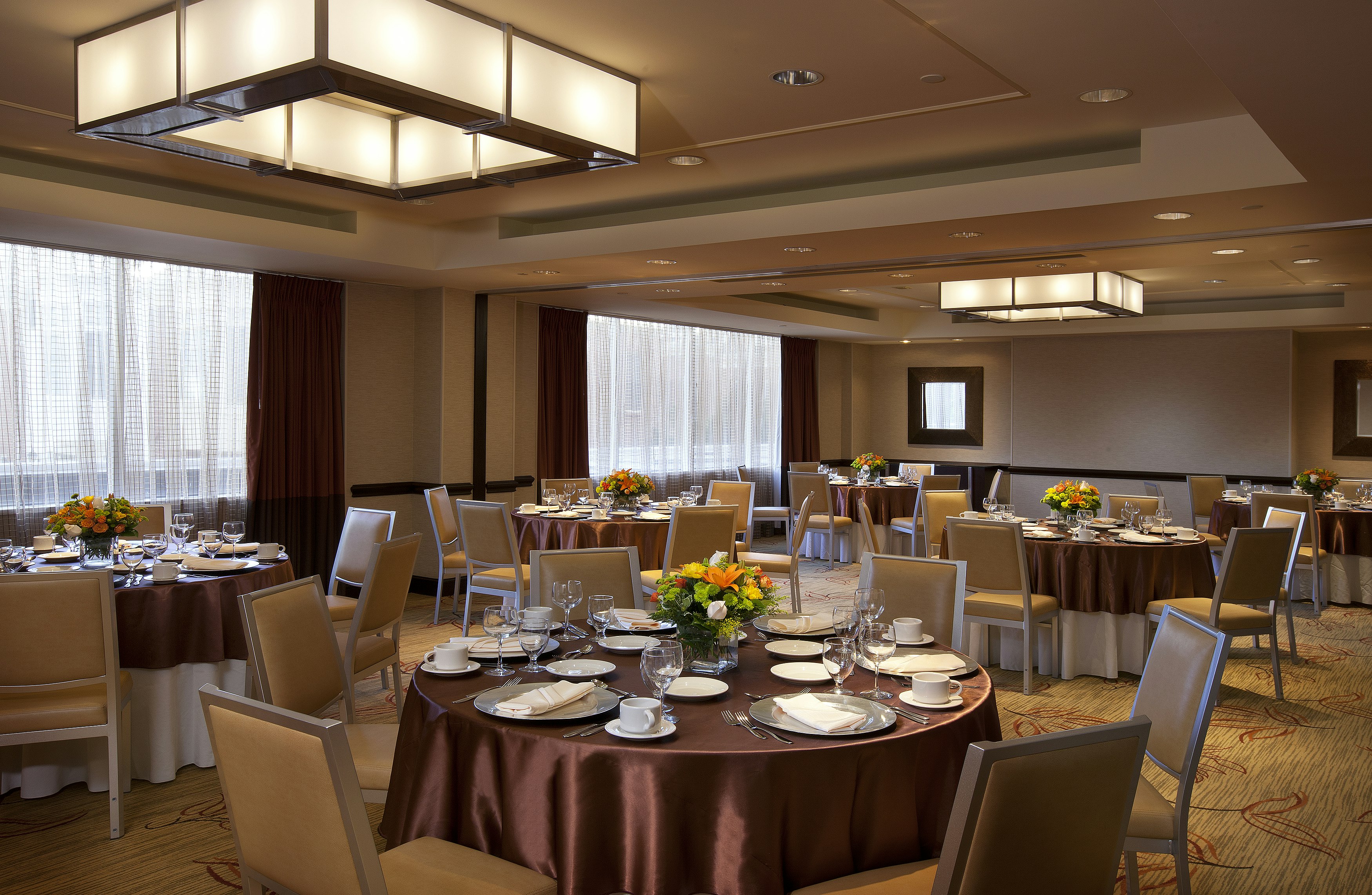 Embassy Suites By Hilton Washington Dc Chevy Chase Pavilion 69/80
