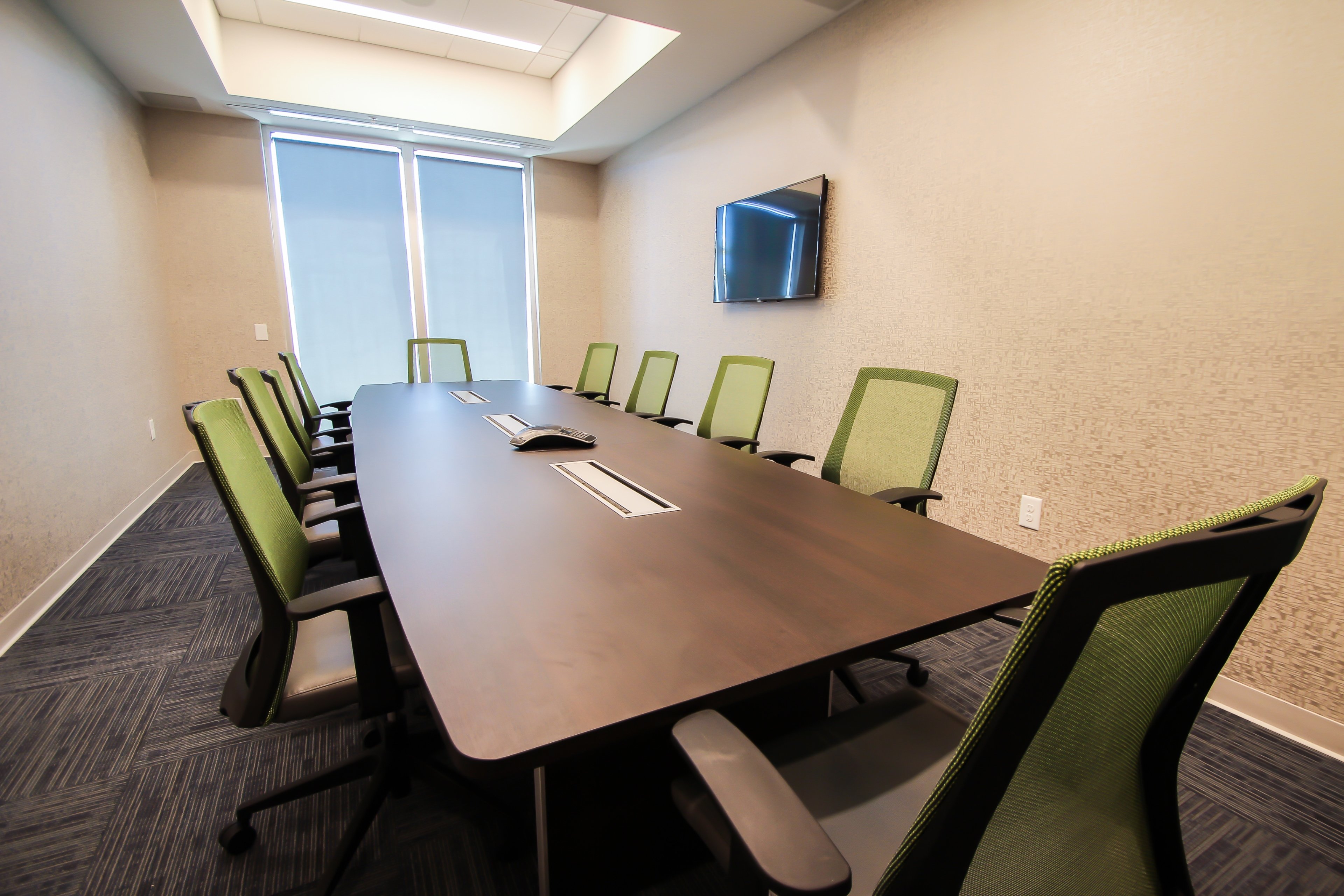 Holiday Inn Express & Suites Miami Airport East 61/69