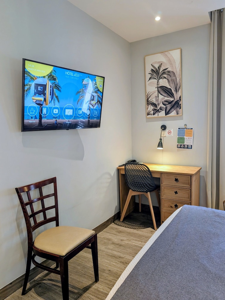 Hotel H33 29/50