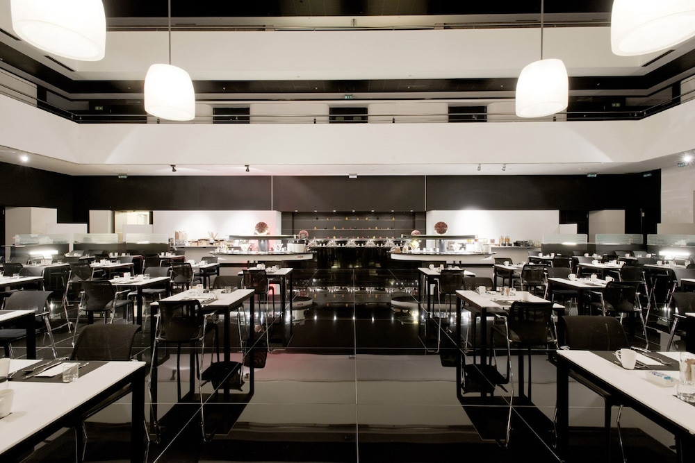 restaurant-cafeteria