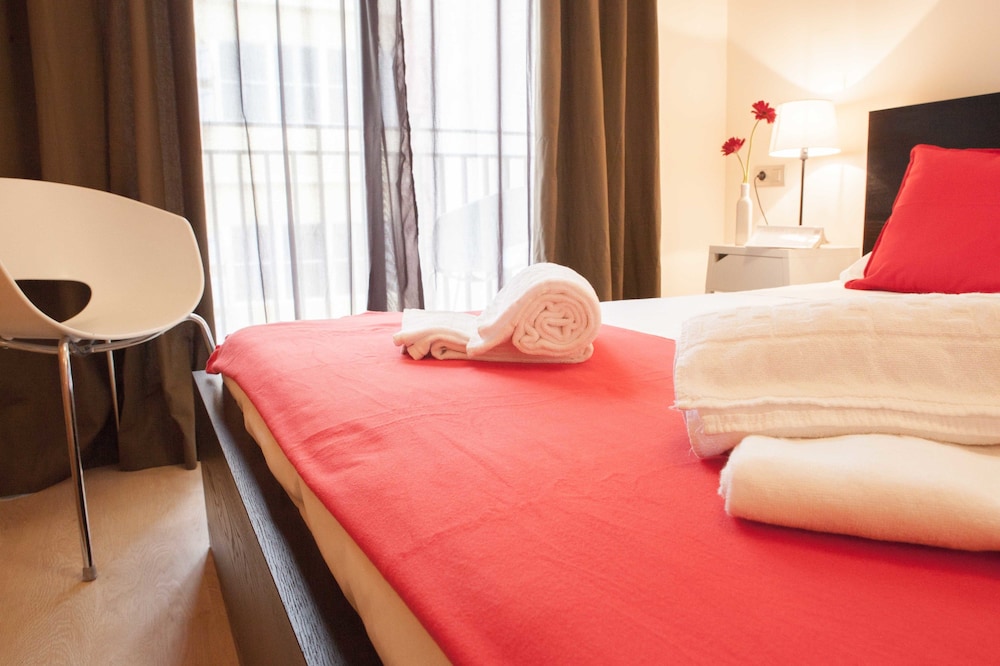 Hulot Hostal Valencia 9/20