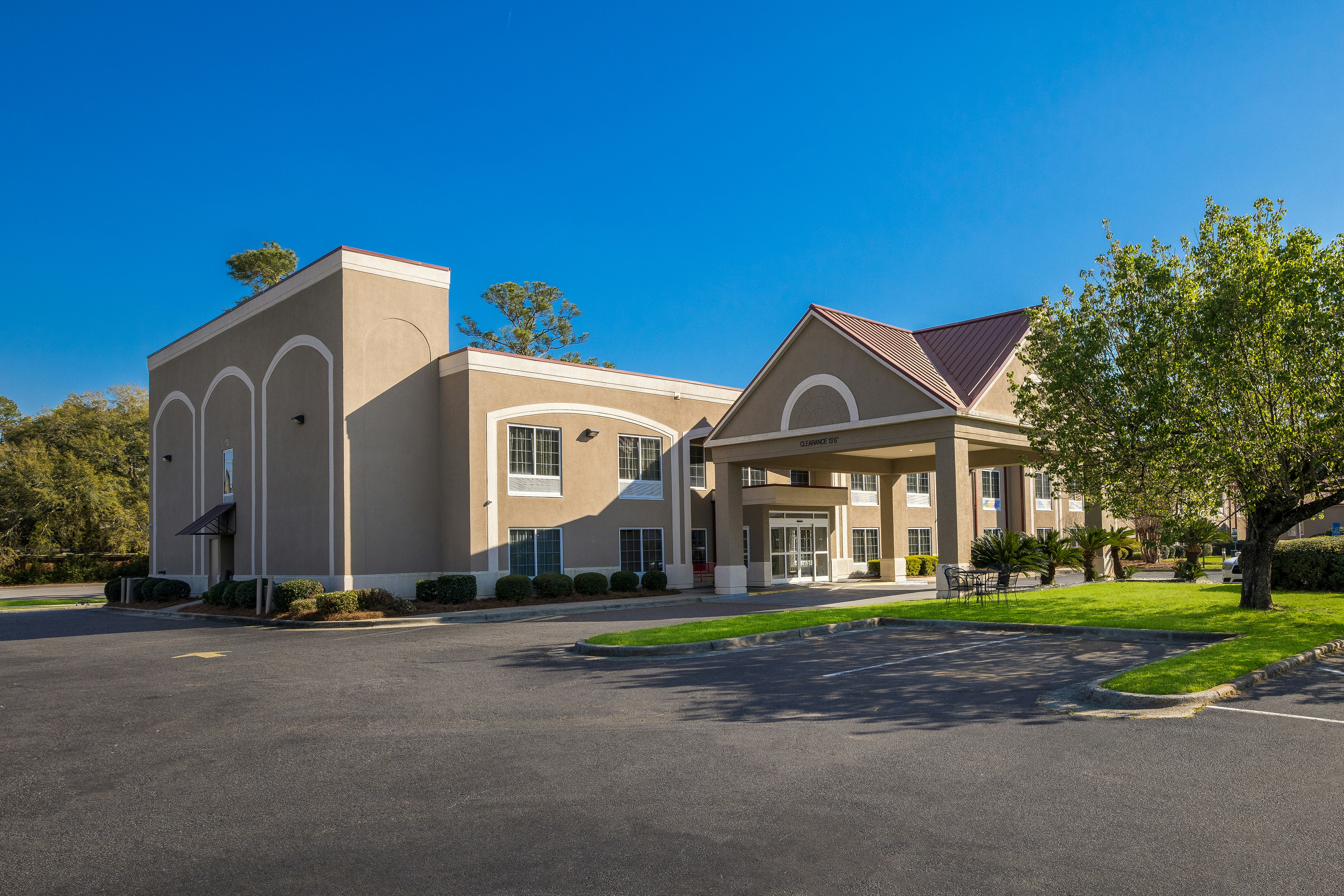 Red Roof Inn & Suites Albany, GA 13/13