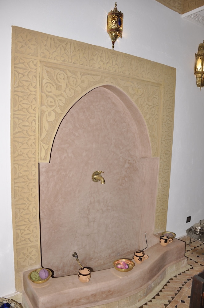 Riad Marwa 10/83