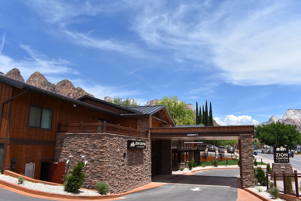 Zion Canyon Lodge 4/54