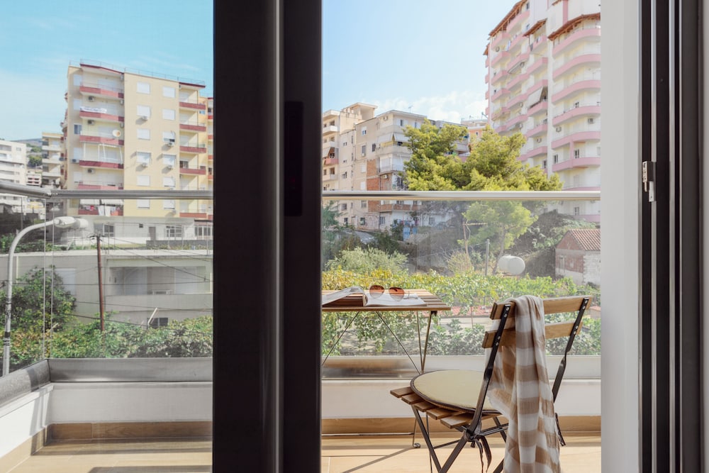 EPIRUS HOTEL 42/50