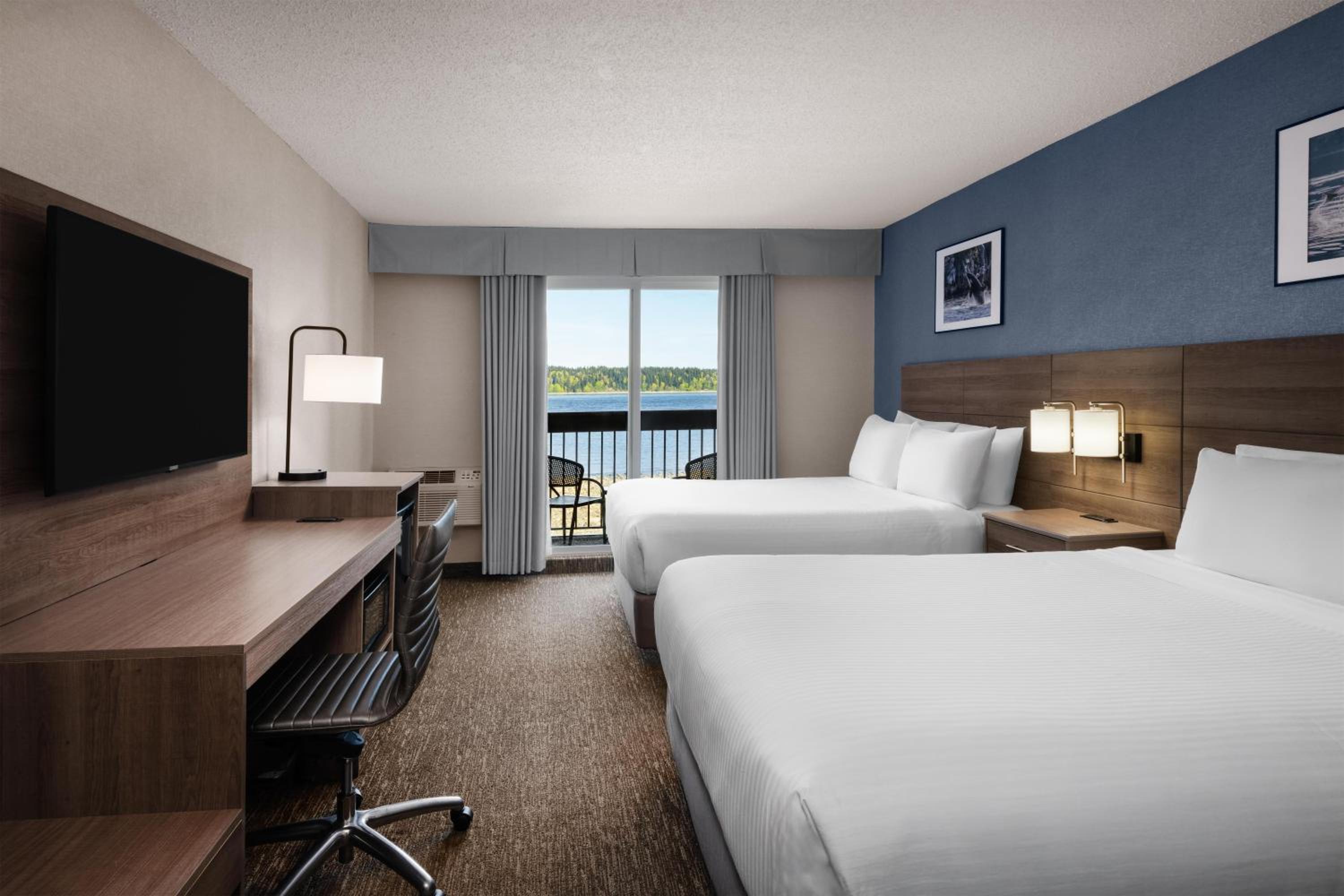 Room, 2 Queen Beds, Beach Front, Pet Friendly, Balcony