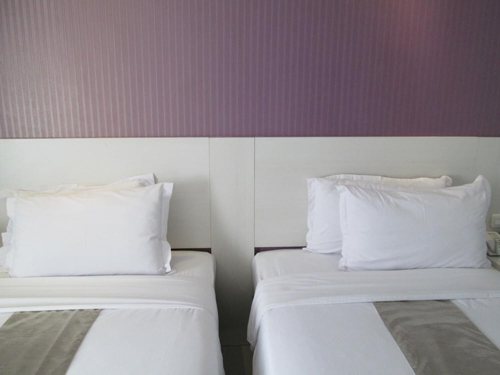 Vio Hotel Surapati Bandung 23/34