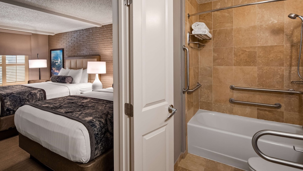 Best Western Savannah Historic District 6/38